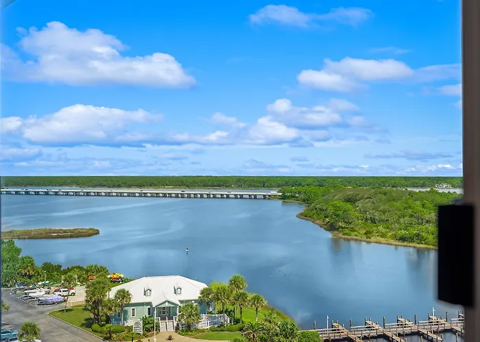 Stunning Condo In Pinnacle Port, Panama City Beach